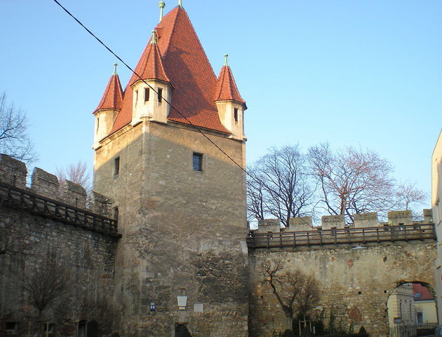 A bécsújhelyi Reckturm (Wikipedia / Wolfgang Glock / CC BY 3.0)