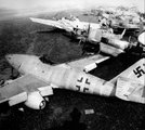 Elhagyatott Messerschmitt Me 262-es egy németországi repülőgép-temetőben 1945-ben