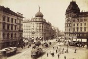 Nagykörút - Rákóczi út kereszteződés a mai Balha Lujza tér felől nézve. Szemben a Pesti Hazai Első Takarékpénztár Egyesület bérpalotája <br /><i>Fortepan / Budapest Főváros Levéltára. Levéltári jelzet: HU.BFL.XV.19.d.1.08.146</i>